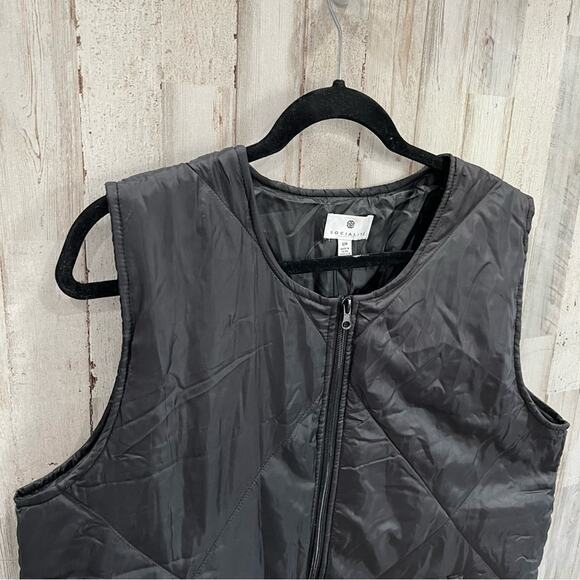 NWT Socialite Black Puffer Full Zip Vest - Picture 2 of 6